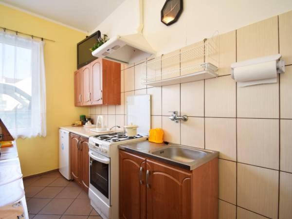 Zolty Domek Apartment Dzwirzyno Exterior photo